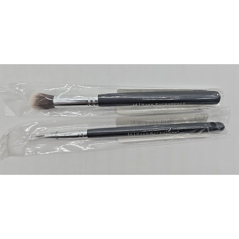 NEW‎ BARE MINERALS ESCENTUALS ID Eyeliner/Shadow Brush 38005/26392 - Picture 2 of 6